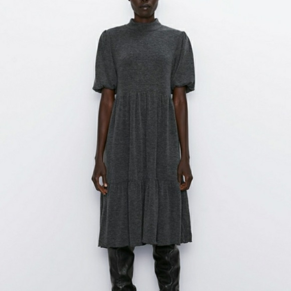 👉Zara grey tiered puff sleeve soft midi dress NWT